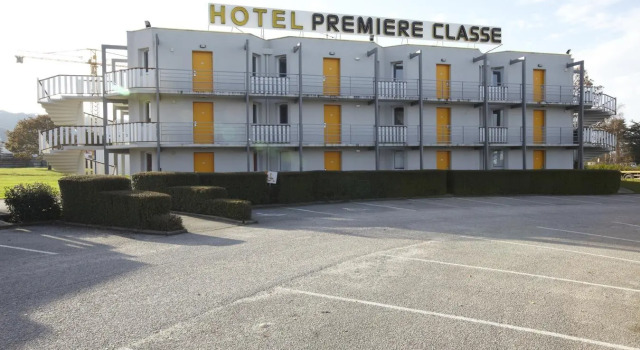 Кровать в общем номере Première Classe Cherbourg - Tourlaville