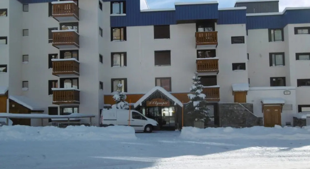 4 persons apartment in a quiet area Apartment 1 agence la cime, Prenota Appartamento Hotel a Alvernia con parcheggio, Parcheggio