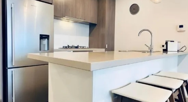 Stylish Southbank apartment Plus free parking for 2 cars