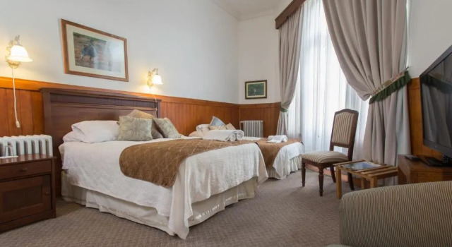 Трёхместный номер Standard Hotel Plaza