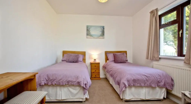 Wheal Jane- Beautifully Fitted Bungalow Helston Cornwall