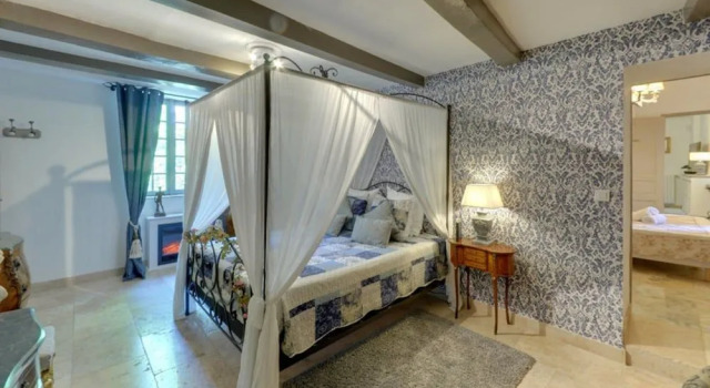 Le Mas des 5 Fontaines. Chambres dhôtes, Rezervasyon Otel Sisteron Route Napoléon