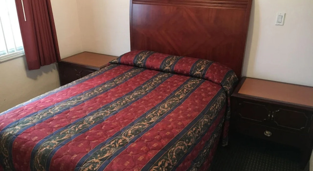 Номер Economy Starlite Motel
