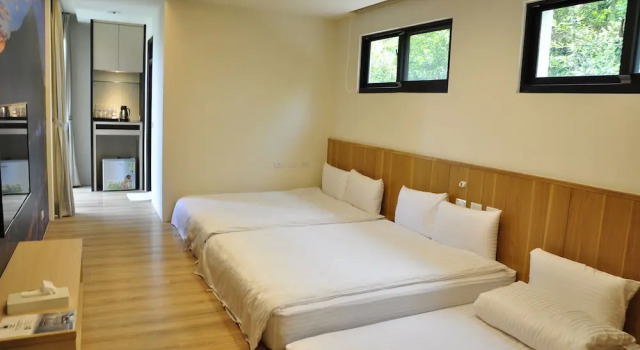 Номер Comfort One City One Vacation Farm