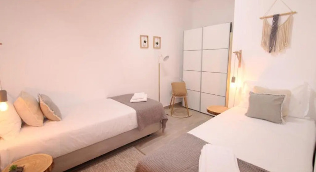 Апартаменты Apartamento nas Olaias a 5 minutos da Faculdade ISEL e IST