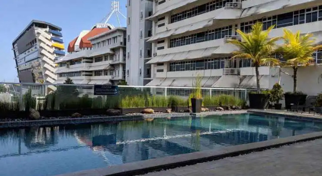 Classic and Modern Studio Apartment at The Square Surabaya By Travelio