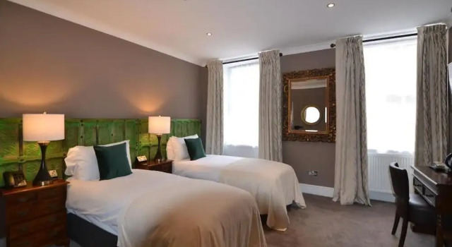 Двухместный номер Classic Angel and Royal Hotel