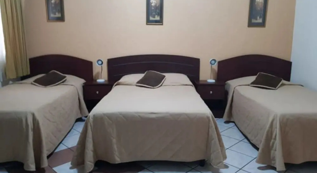 Трёхместный номер Classic Comfort Hostel