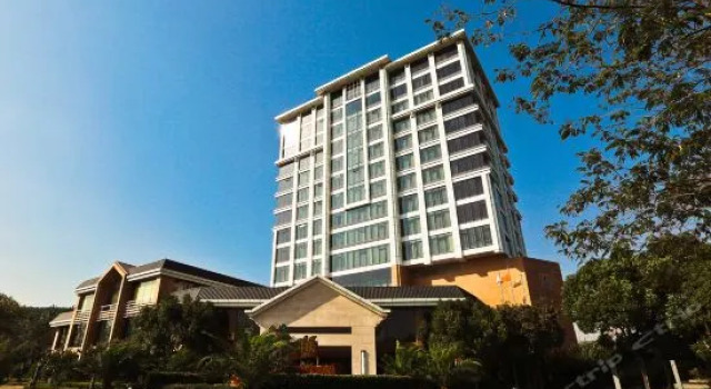 Taihu Golf Hotel, Забронировать Отель Сучжоу Китай, рядом с Suzhou Ocean Aquarium