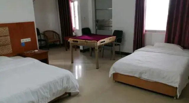 Dongxing Sijibianjie Hotel, Rezerwuj Hotel Dongxing Guangxi
