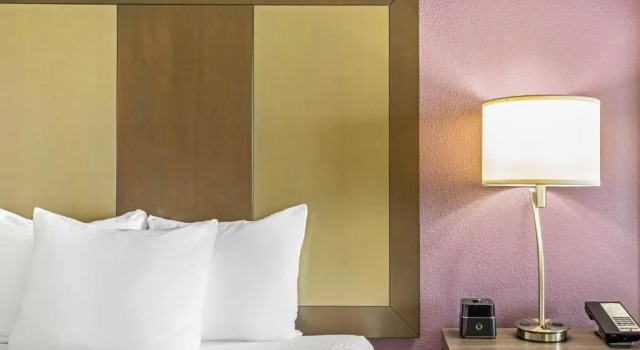 Номер Standard La Quinta Inn & Suites by Wyndham Hopkinsville