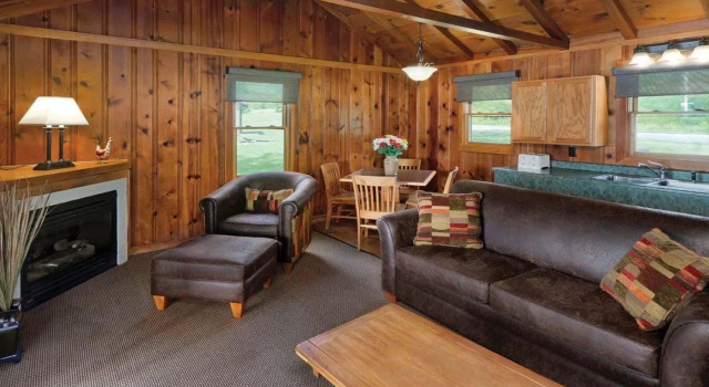 Hueston Woods Lodge and Conference Center, Book Hotel Hoteller i Oxford med pool, Swimmingpool