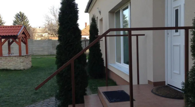 Апартаменты Kocsis Apartman és Camping
