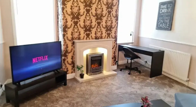 Lejlighed Large 3 Bed Flat Free Parking