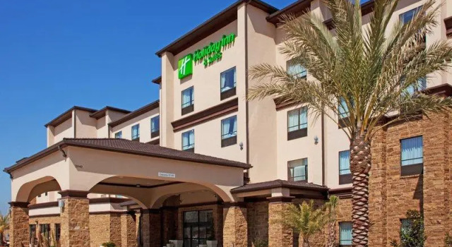 Номер Executive Wyndham Lake Charles near Casinos