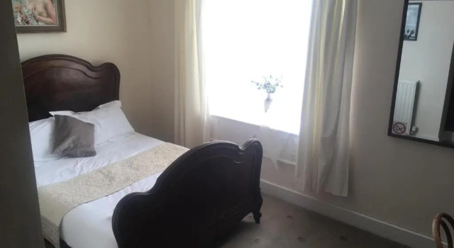 Номер Standard The White Hart Hotel