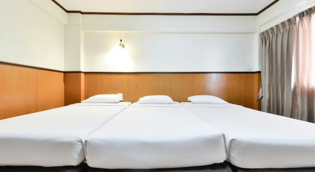 Трёхместный номер Standard с балконом Nice Palace Hotel