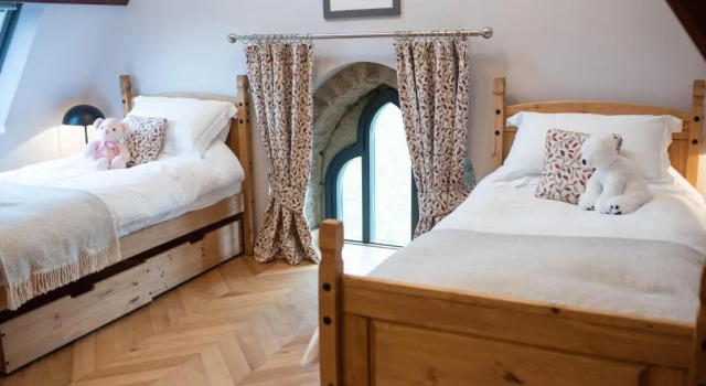 The Tiny Chapel, Prenota Hotel Low Gate Inghilterra