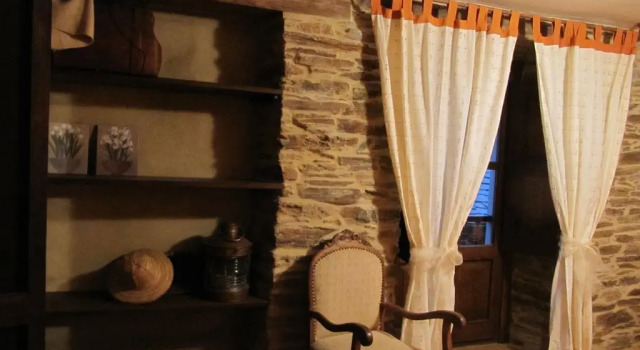 Casas de Outeiro, Buchen Sie Hotel Samos 
