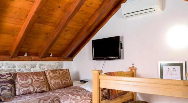 Апартаменты Мансарда c 1 комнатой Apartments Salvezani