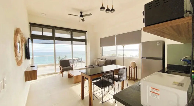 Полулюкс Itare Beach House