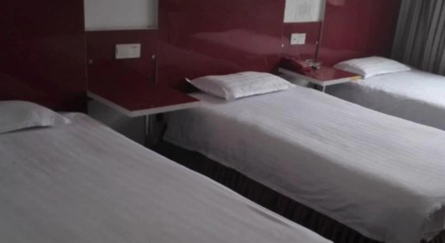 Wuyuan 108 Express Hotel, Varaa Hotelli Wuyuan Jiangxi