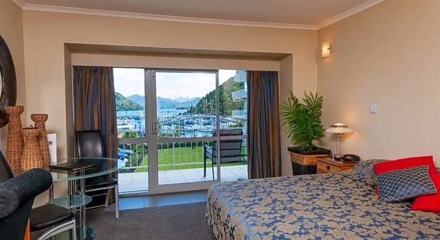 Двухместный номер Standard с видом на гавань Beachcomber Inn Picton