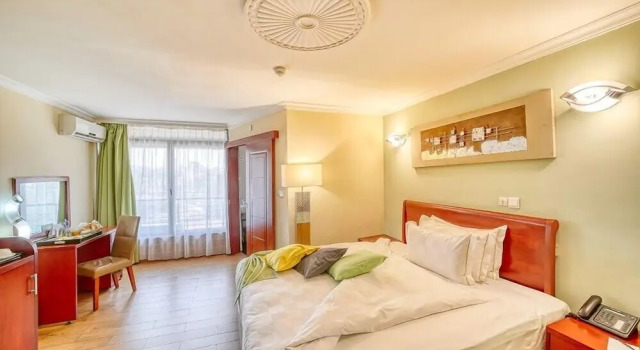 Люкс Hotel La Falaise Yaounde