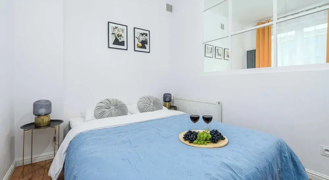 Lumina 3-room apart in the center Warsaw, Забронировать Отель Отели Варшавы с парковкой, рядом с ОРКО Тауэр, Парковка