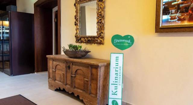 Brücklwirt, Rezerwuj Hotel Hotele w Niklasdorf z basenem, Basen
