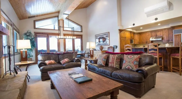 Trail's End Lodge at Deer Valley Resort - Three Bedroom Residence with Spa #301 3 Condo