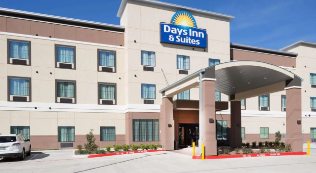 Номер Standard Days Inn & Suites by Wyndham Houston NW Cypress