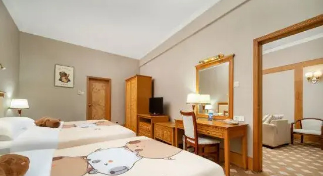 Семейный люкс Zhuhai Dehan Hotel