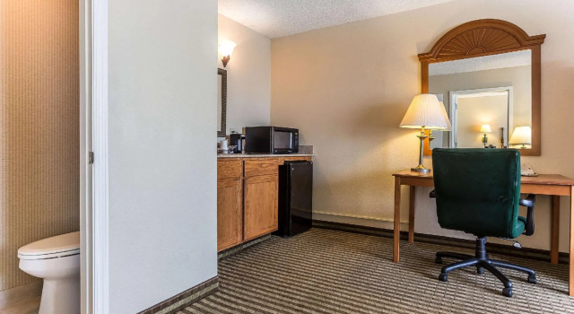 Люкс Quality Inn & Suites Georgetown