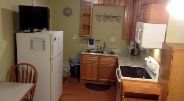 Четырёхместный номер Standard Lakeview Motel & Apartments