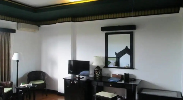 Люкс с красивым видом из окна Amazing Bagan Resort