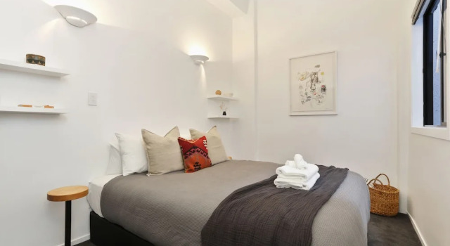 Gorgeous Designer 2 Bedroom in CBD