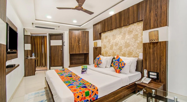 Двухместный номер Executive FabHotel Rajnandani Residency