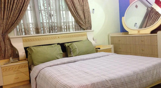 Solitude Hotel Yaba