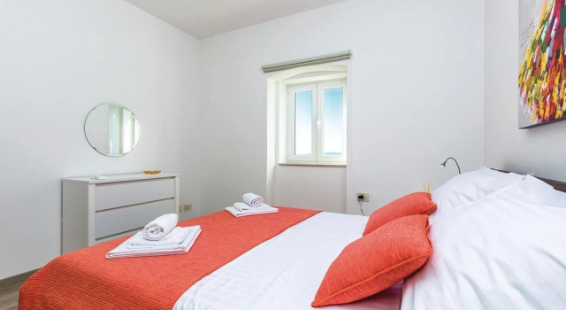 Amazing Home in Praputnjak With Wifi and 5 Bedrooms