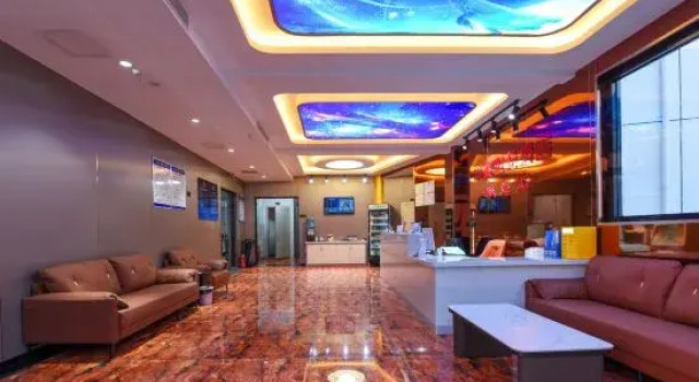 Zhong Ao Century Hotel (Universal Beijing Resort Zhangjiawan), Book Ferieresort Hoteller i Beijing Province med parkering, Parkering