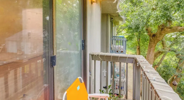Апартаменты 1/2 Mi to Shore: Condo w/ Balcony in Myrtle Beach!