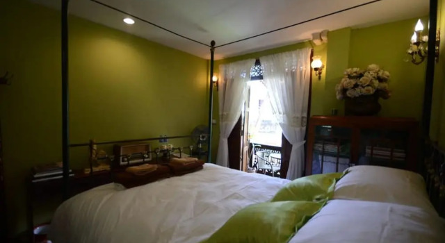 Двухместный номер Deluxe с балконом Villa 91 Guesthouse