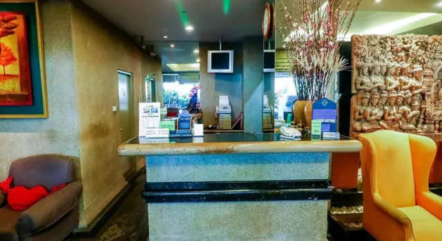 Nida Rooms Sukhumvit Victory 49, Забронировать Отель Отели Бангкока с бассейном, рядом с Улица Сой Ковбой, Бассейн