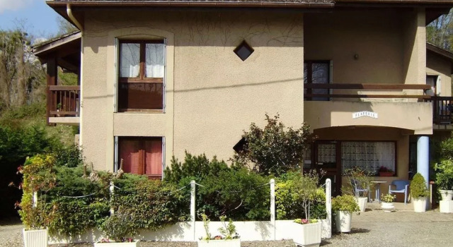 Résidence La Flanerie, Buchen Sie Hotel Cazaubon Gers