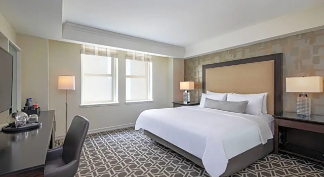 Двухместный номер Essex JW Marriott Essex House New York