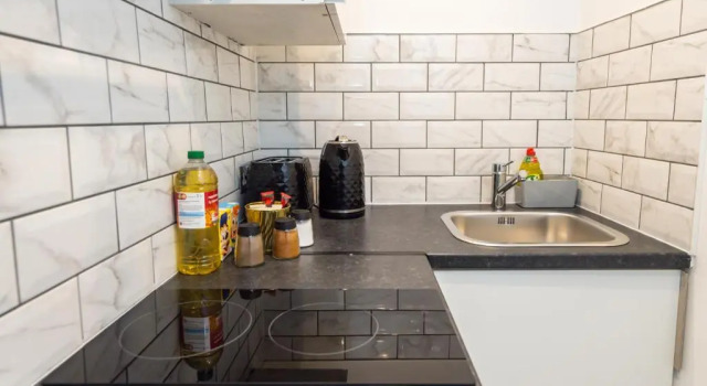 Студия Standard Five Seasons Liverpool City - Modern Studios near Anfield