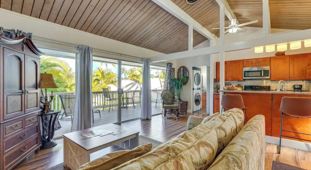 Апартаменты 1 Mi to Beach: Kailua-kona Condo w/ Pool Access!