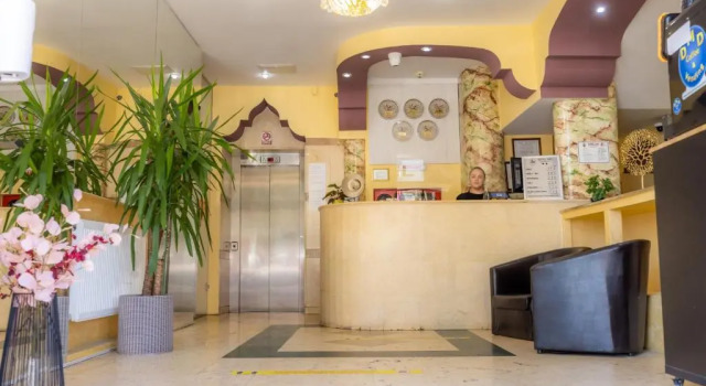 Hotel Sir Lujerului, Prenota Hotel Settore 6 Bucarest