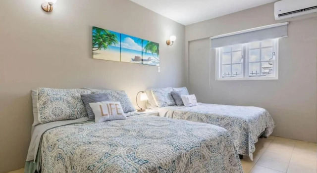 Remodeled 6BR - Privatepool Gameroom Close2beach, Забронировать Отель Ораньестад Аруба